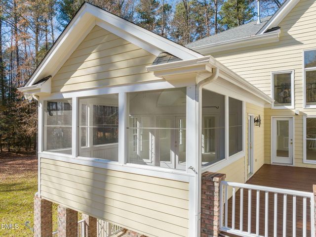 5 Highcross Court, Raleigh, NC 27613