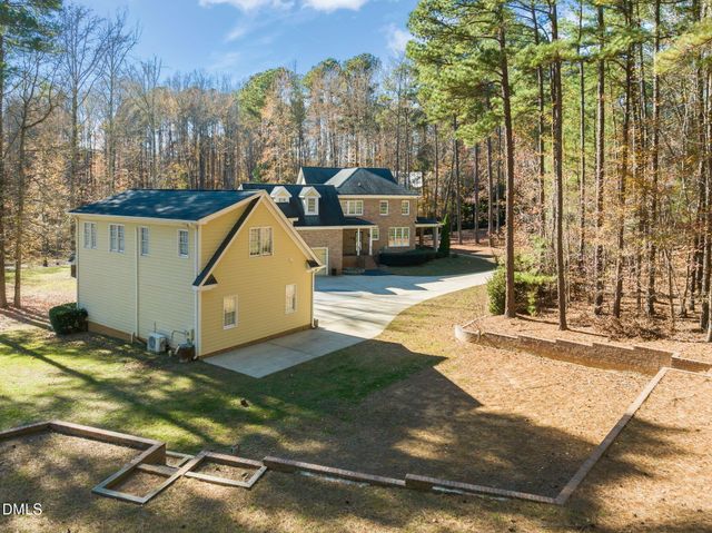 5 Highcross Court, Raleigh, NC 27613