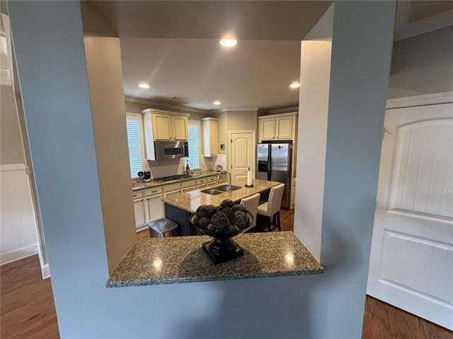 1125 Walters Circle, Alpharetta, GA 30005