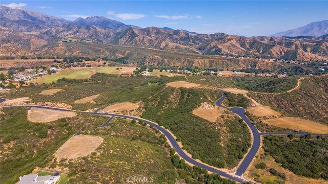 39537 Eastview Court, Yucaipa, CA 92399
