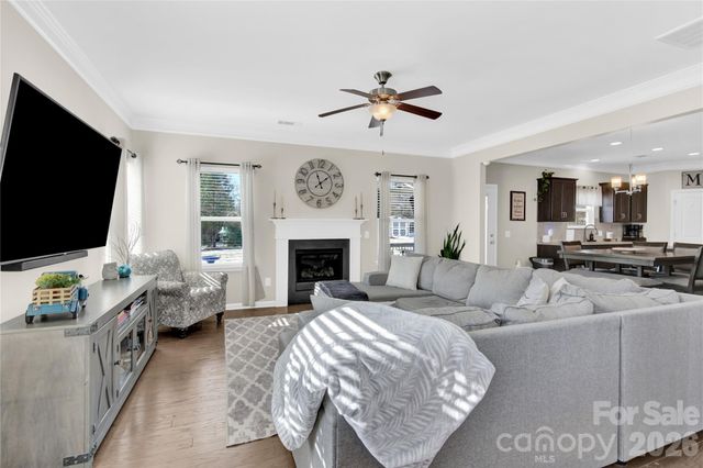 152 Autumn Mist Road, Statesville, NC 28677