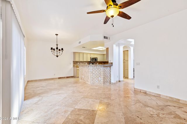 7223 E KRAMER Street, Mesa, AZ 85207