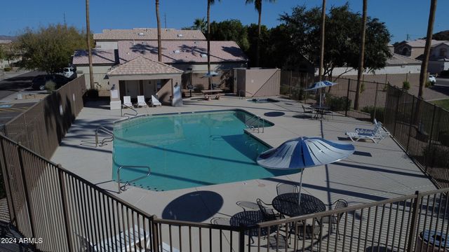 7223 E KRAMER Street, Mesa, AZ 85207