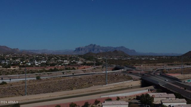 7223 E KRAMER Street, Mesa, AZ 85207