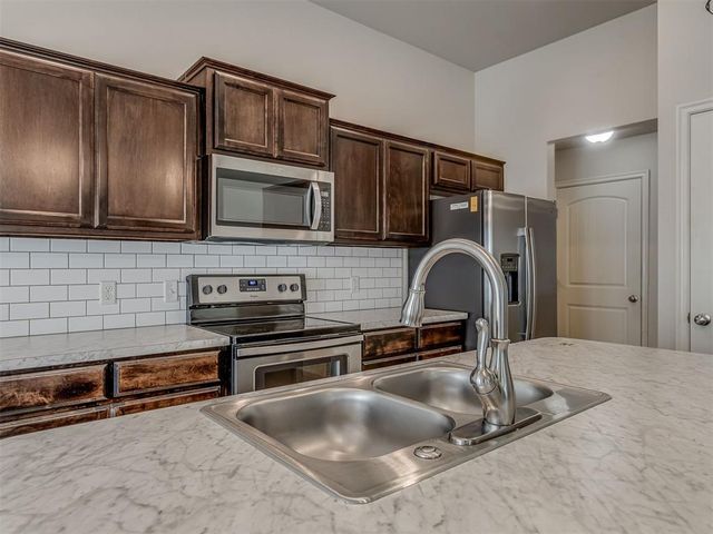 12600 NW 1st Court, Yukon, OK 73099
