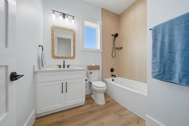 4411 Strand Avenue, Port Bolivar, TX 77650