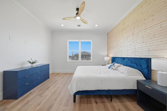 4411 Strand Avenue, Port Bolivar, TX 77650