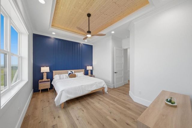 4411 Strand Avenue, Port Bolivar, TX 77650