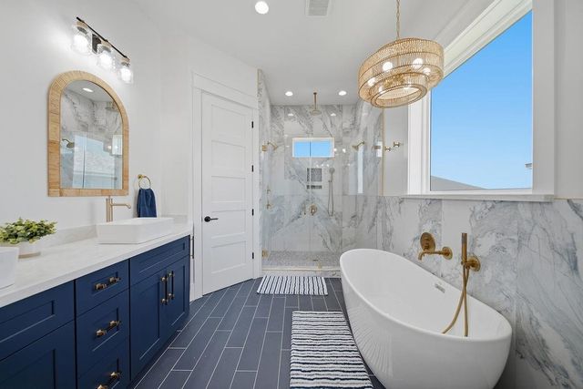 4411 Strand Avenue, Port Bolivar, TX 77650