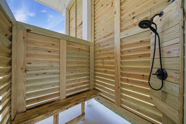 4411 Strand Avenue, Port Bolivar, TX 77650