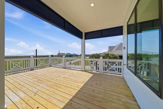 4411 Strand Avenue, Port Bolivar, TX 77650