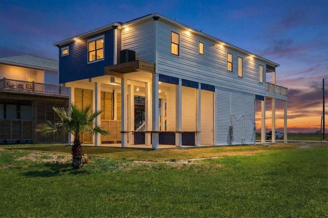 4411 Strand Avenue, Port Bolivar, TX 77650