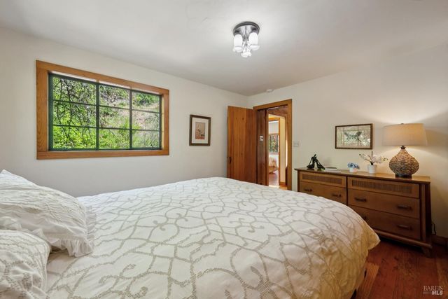 1311 W Dry Creek Rd, Healdsburg, CA 95448