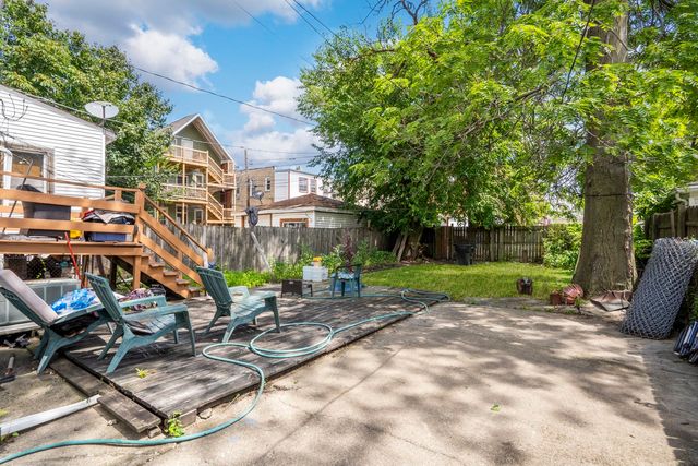 2747 N Saint Louis Avenue, Chicago, IL 60647