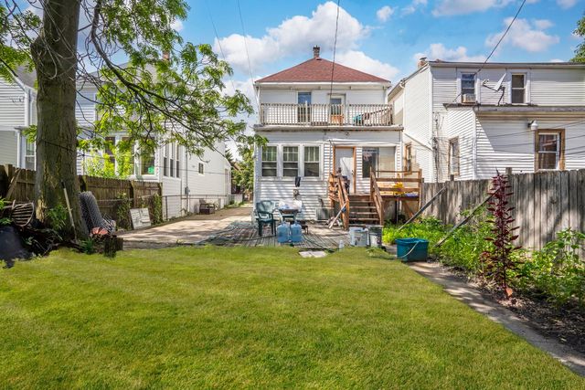 2747 N Saint Louis Avenue, Chicago, IL 60647