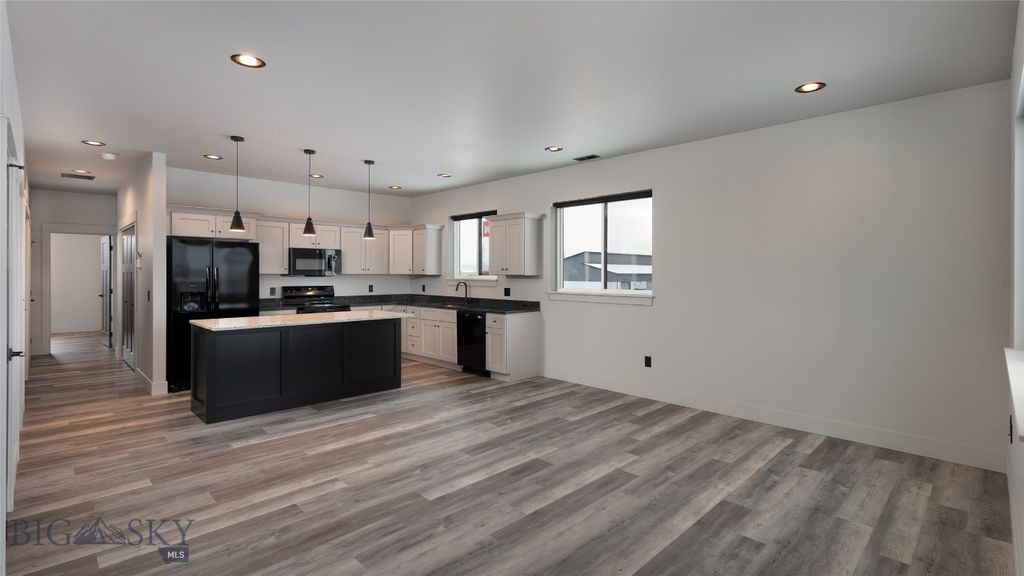 203 Fletching Way, Belgrade, MT 59714 photo 11