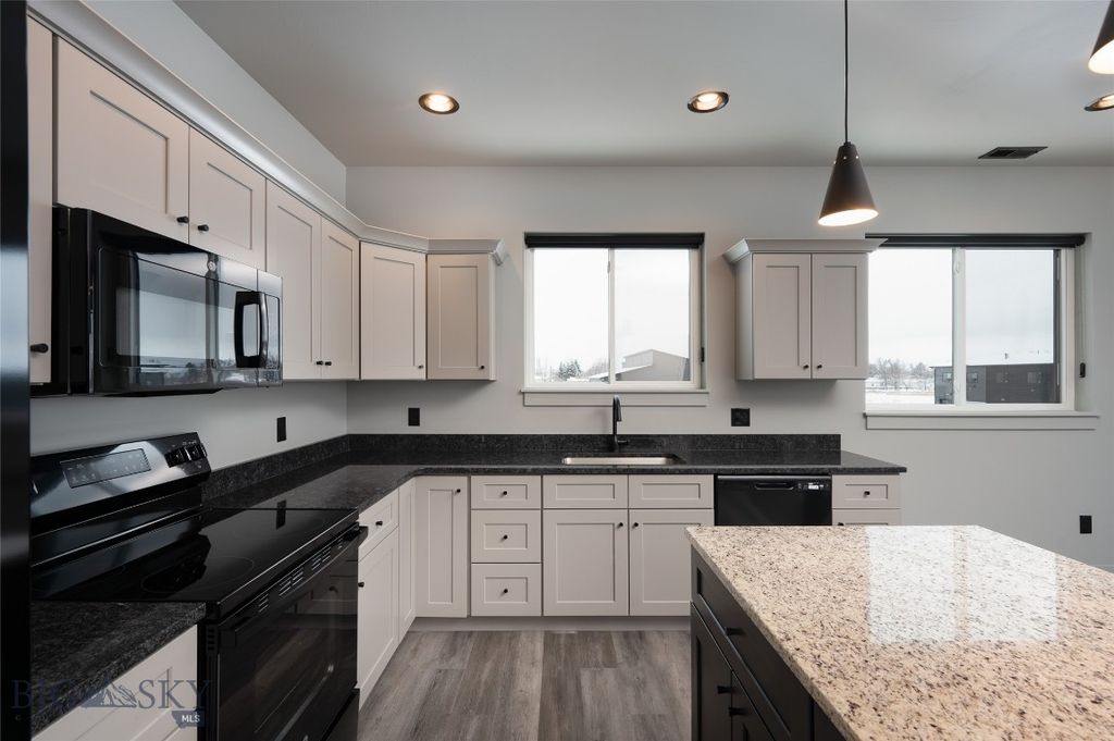 203 Fletching Way, Belgrade, MT 59714 photo 9