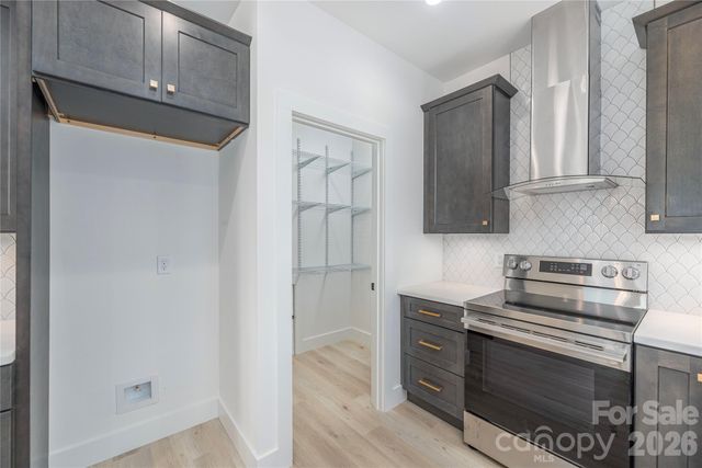 32 Oak Hill Road, Candler, NC 28715