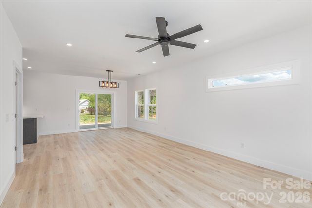 32 Oak Hill Road, Candler, NC 28715