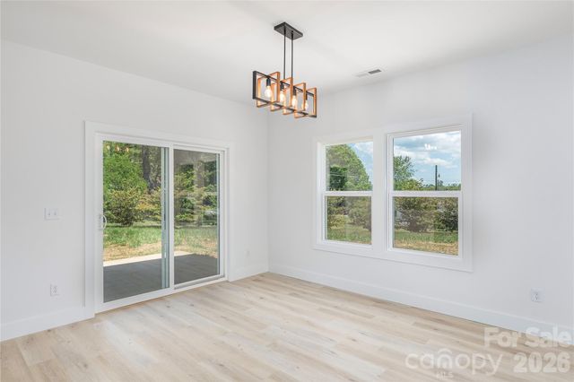 32 Oak Hill Road, Candler, NC 28715