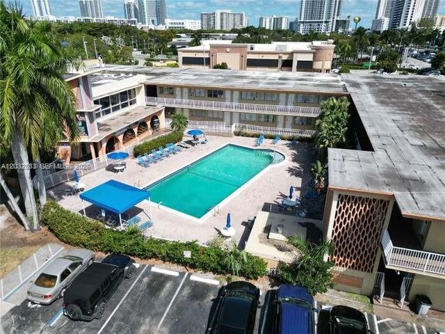 26 Diplomat Pkwy 2263, Hallandale Beach, FL 33009
