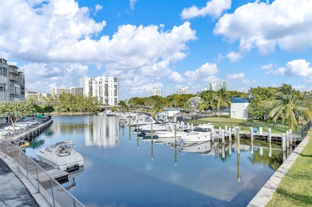 26 Diplomat Pkwy 2263, Hallandale Beach, FL 33009