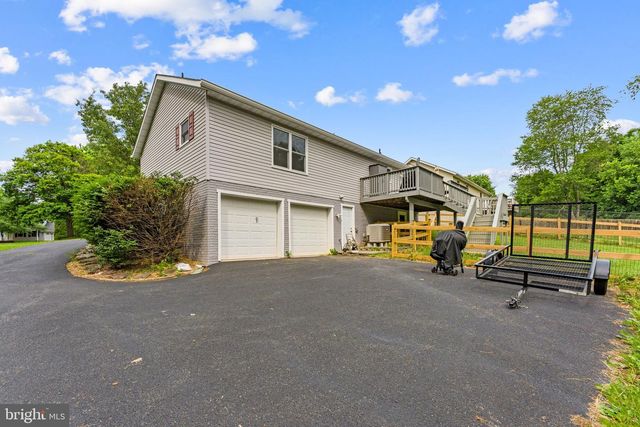 441 PALOMINO PL, Charles Town, WV 25414