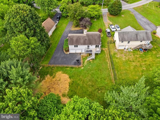 441 PALOMINO PL, Charles Town, WV 25414