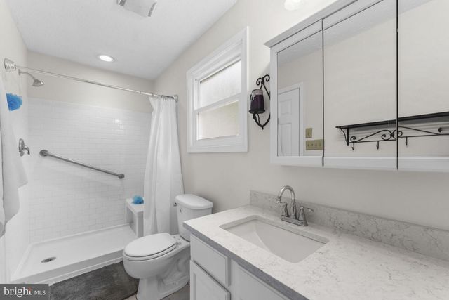 441 PALOMINO PL, Charles Town, WV 25414