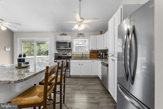 441 PALOMINO PL, Charles Town, WV 25414