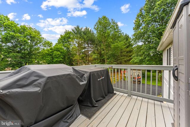 441 PALOMINO PL, Charles Town, WV 25414