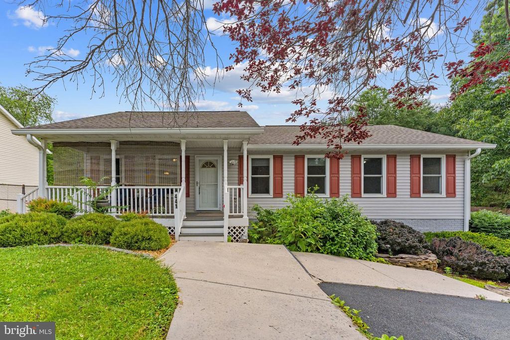 441 PALOMINO PL, Charles Town, WV 25414