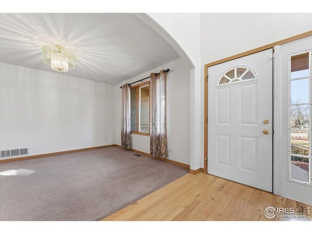 107 S 5th St, Berthoud, CO 80513