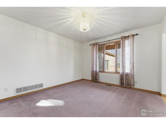 107 S 5th St, Berthoud, CO 80513