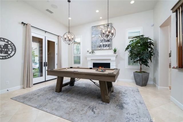 614 E Camellia Way, Azusa, CA 91702