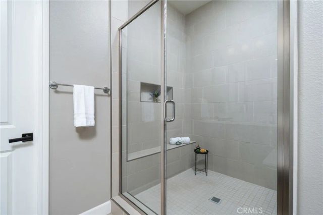 614 E Camellia Way, Azusa, CA 91702