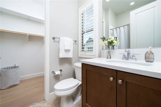 614 E Camellia Way, Azusa, CA 91702