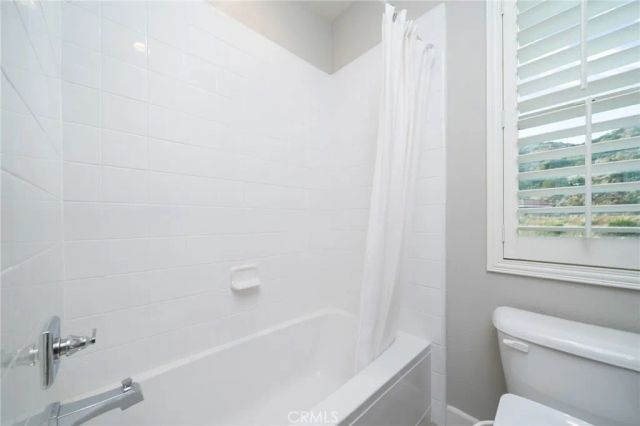 614 E Camellia Way, Azusa, CA 91702