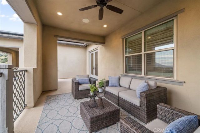 614 E Camellia Way, Azusa, CA 91702