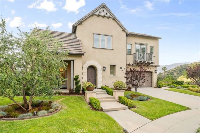 614 E Camellia Way, Azusa, CA 91702