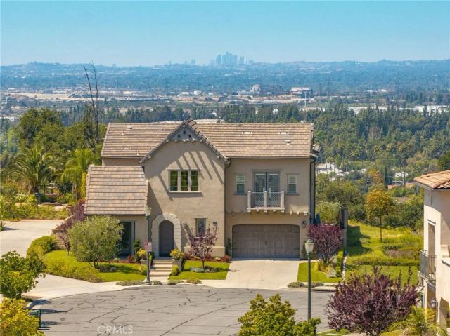 614 E Camellia Way, Azusa, CA 91702