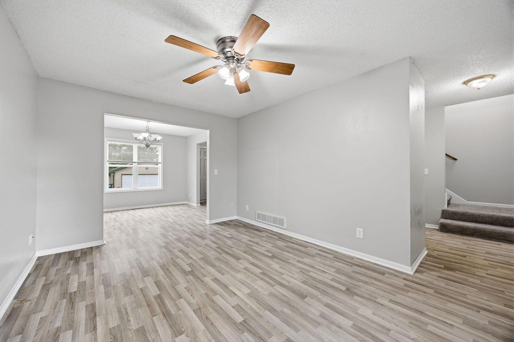 1002 Matilda Street, Saint Paul, MN 55117 — photo 2