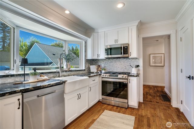 3307 Heather Place W, University Place, WA 98466