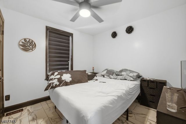 34 Koolidge Ct, Franklin Twp., NJ 08873