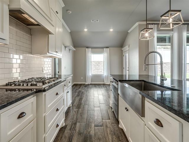 3313 NW 187th Street, Edmond, OK 73012