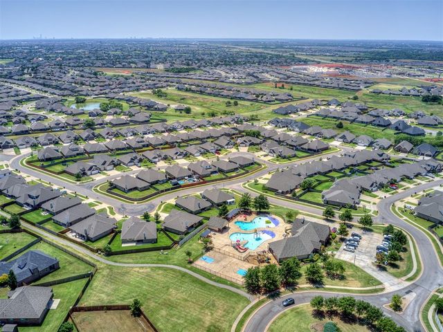 3313 NW 187th Street, Edmond, OK 73012