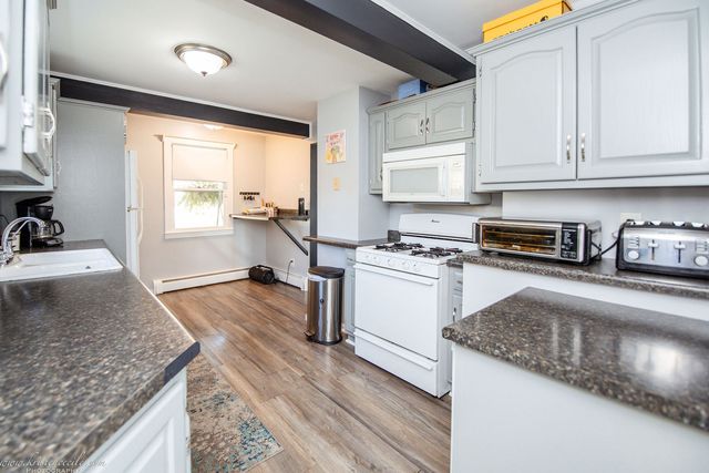 332 W NORTH Street, Peotone, IL 60468