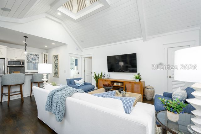 8 Yadkin St, Bluffton, SC 29910