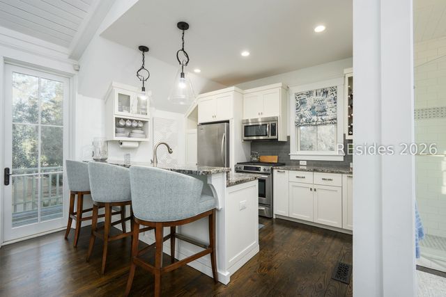 8 Yadkin St, Bluffton, SC 29910