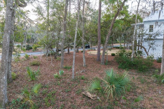 8 Yadkin St, Bluffton, SC 29910